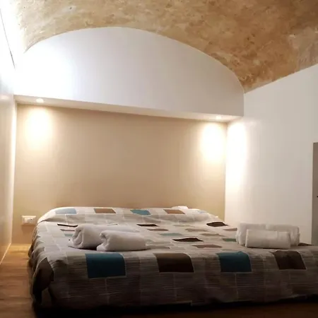 Centralissimo Piazza Vittorio Veneto Apartment *